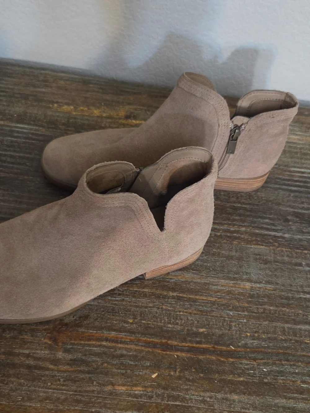 Koolaburra Taupe Suede Women’s Chukka Boots